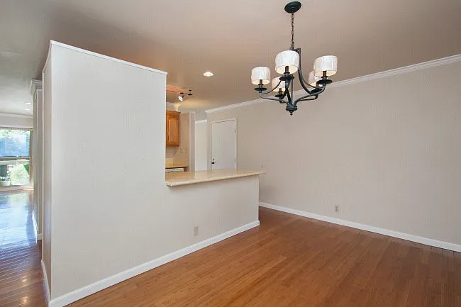 2055 Ascot Dr #107 — Photo 8