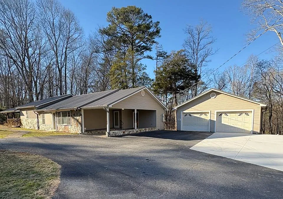 222 Sugar Creek Rd