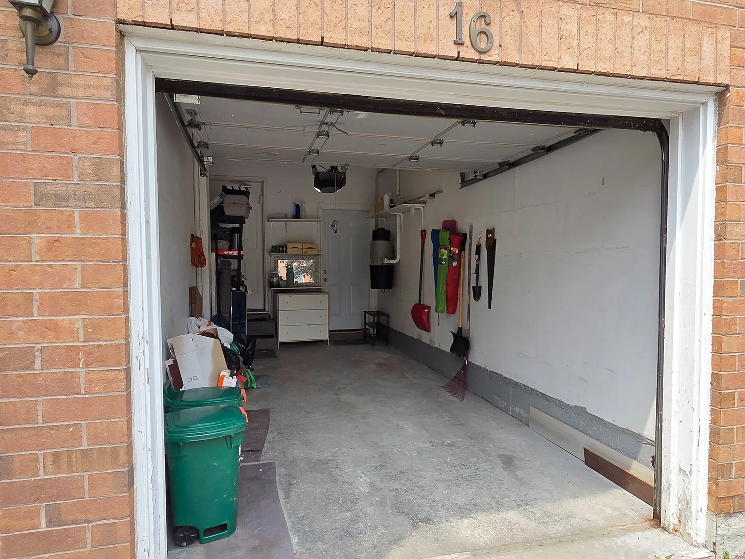 1 bed, $1,300 — Photo 2
