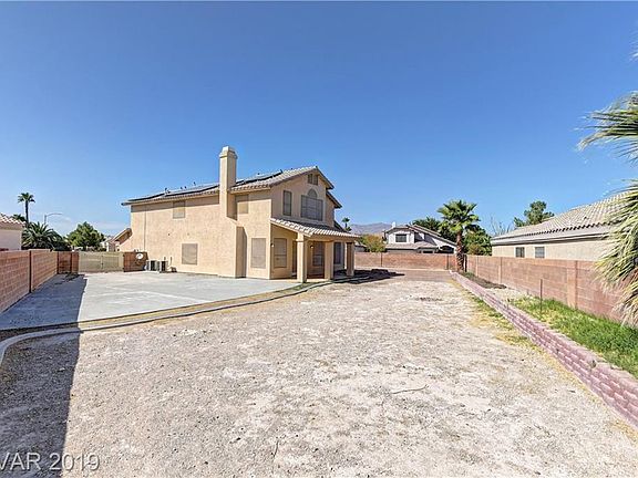 5th image of 6121 Sandstone Mesa Dr