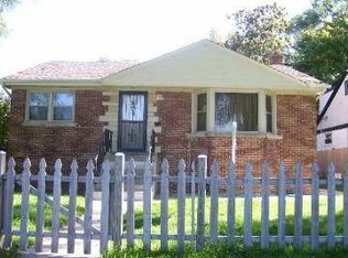 1337 McDaniel Ave, Evanston, IL 60201