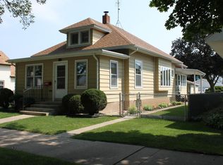 1712 Wood St, La Crosse, WI 54603