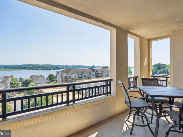 485 Harbor Side St APT 802, Woodbridge, VA 22191