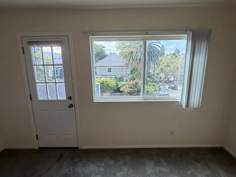 407 Fairmount Ave — Photo 30