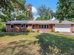 100 Pinehurst Ln, Signal Mountain, TN 37377