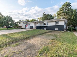 502 14th St NW, Mandan, ND 58554