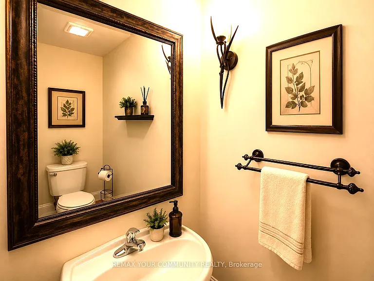 112 Barnwood Dr — Photo 17