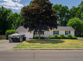 57 Fernwood Dr, Agawam, MA 01001