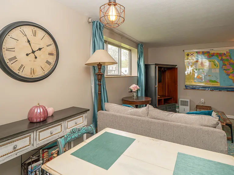 1753 Cromwell Dr #1 — Photo 9