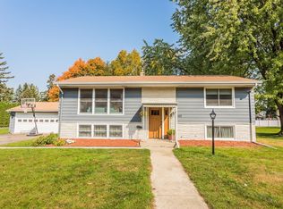 569 Miriam St, Mendota Heights, MN 55118