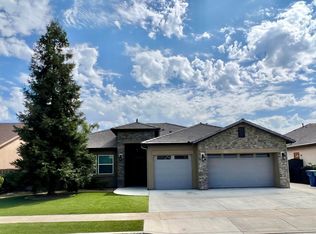 2593 Muirfield Ave, Tulare, CA 93274