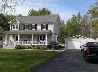 627 Blairville Rd, Youngstown, NY 14174