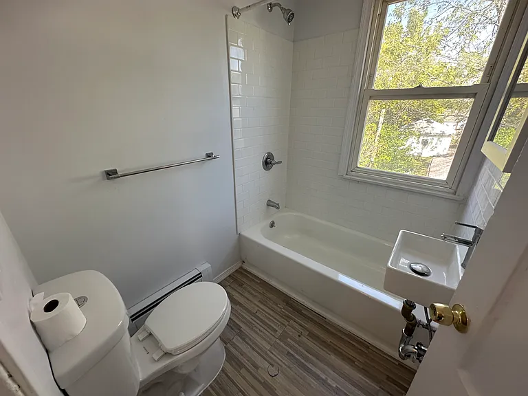 7 Hill St #2 — Photo 17