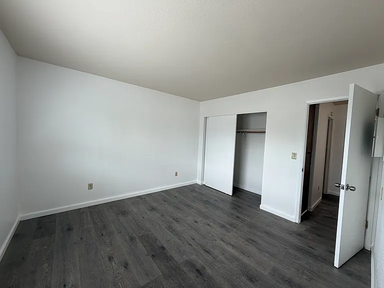 1930 Manor Pl #1 — Photo 17