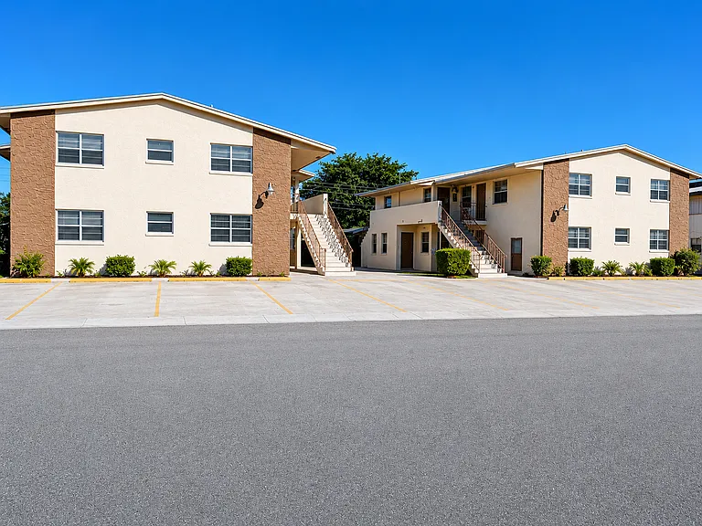 3720 SW 59 Ave Davie, FL 33314 — Photo 1