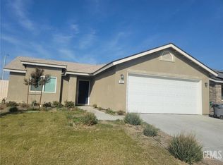 123 Vallejo Ave, Delano, CA 93215