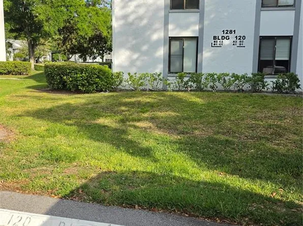 1281 Pine Ridge Cir E APT B1, Tarpon Springs, FL 34688