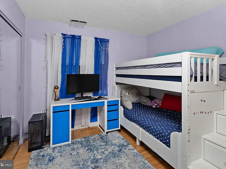 2001 Ravens Crest Dr — Photo 7