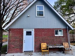 620 W Stone St, Independence, MO 64050