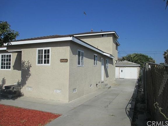 2nd image of 10524 Juniper St