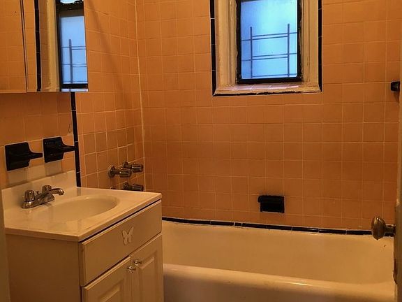 5th image of 100 Linden Blvd APT 1D