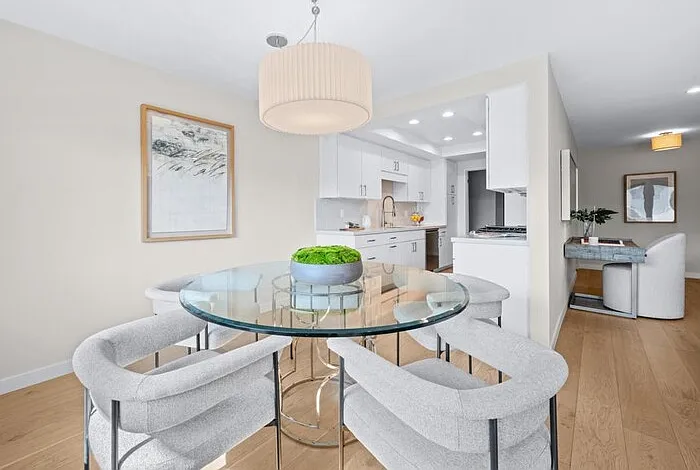 266 S Madison Ave #266 — Photo 3