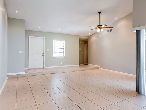 4th image of 11492 Clear Creek Pl