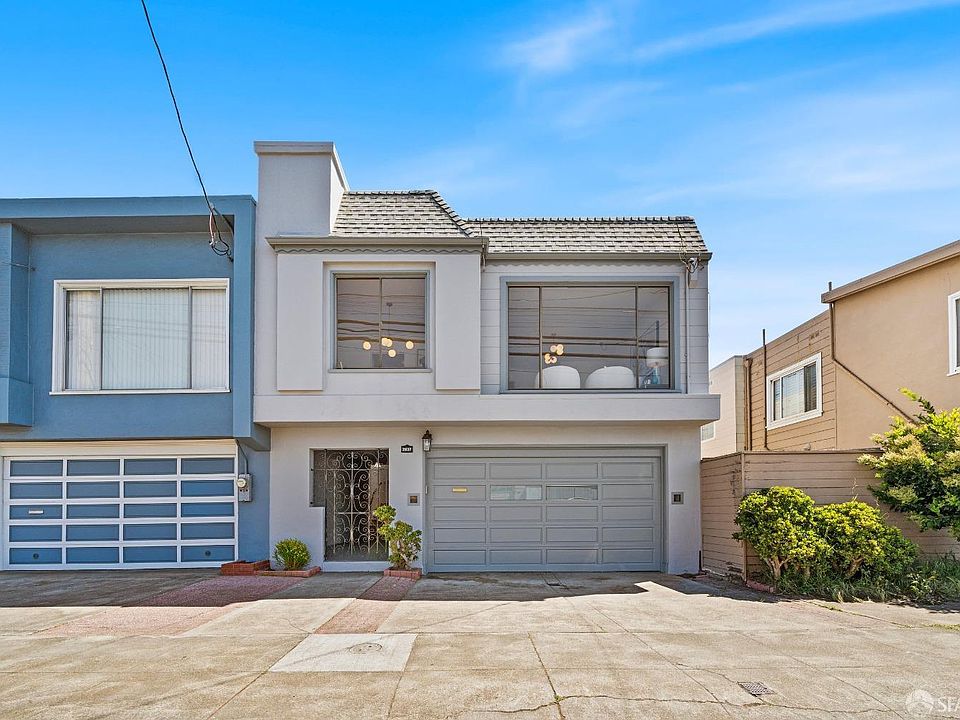 2nd image of 2837 Santiago St