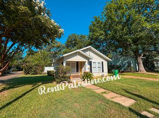 807 S Micheaux St, Palestine, TX 75801