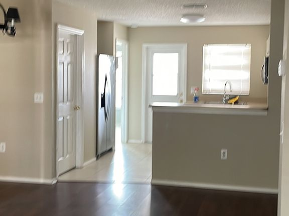 3rd image of 8543 Lazy River Dr
