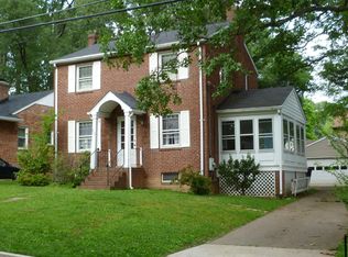 1605 N Stafford St, Arlington, VA 22207