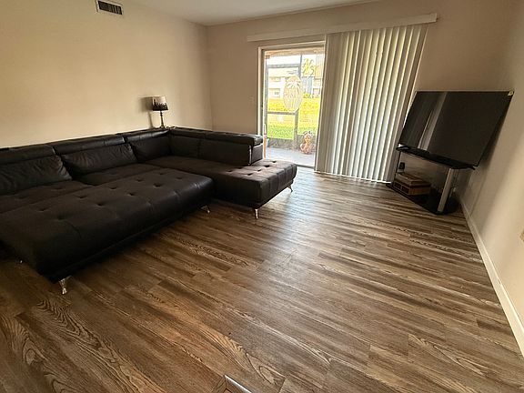 4th image of 2620 Hidden Lake Dr N Unit A