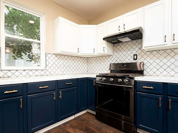 5th image of 222 NW 5th St