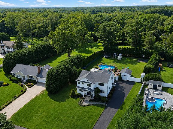5th image of 1603 Martin Road