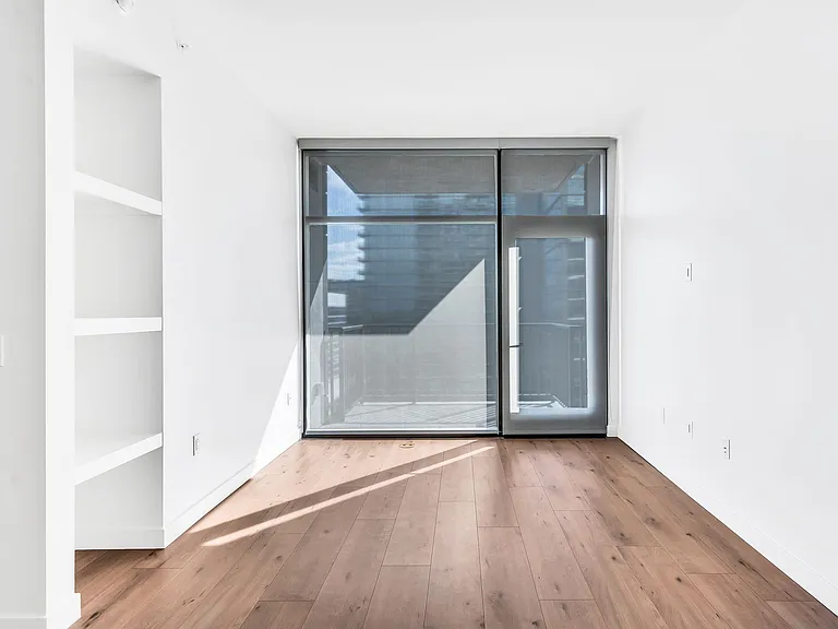 1212 Demonbreun St #1210 — Photo 21