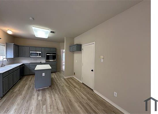 5th image of 4901 Promise Land Dr