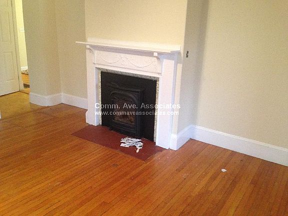 5th image of 62 Maple St #1
