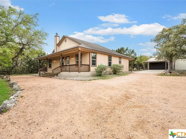 1090 Persimmon Pass, Fischer, TX 78623