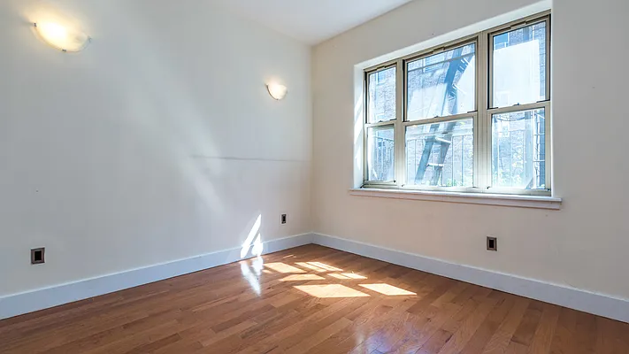 Rented by Nooklyn NYC LLC | media 37