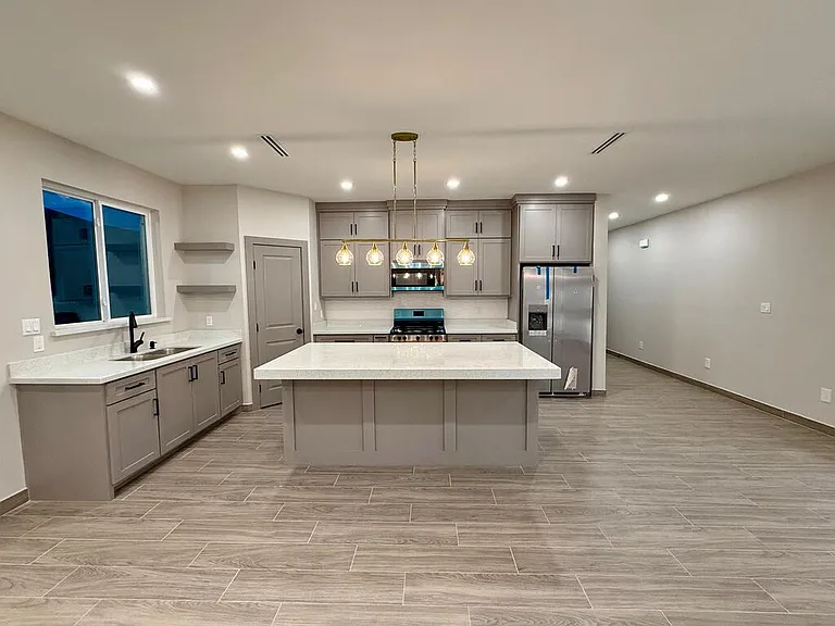 317 Avenida Del Sol #A — Photo 4