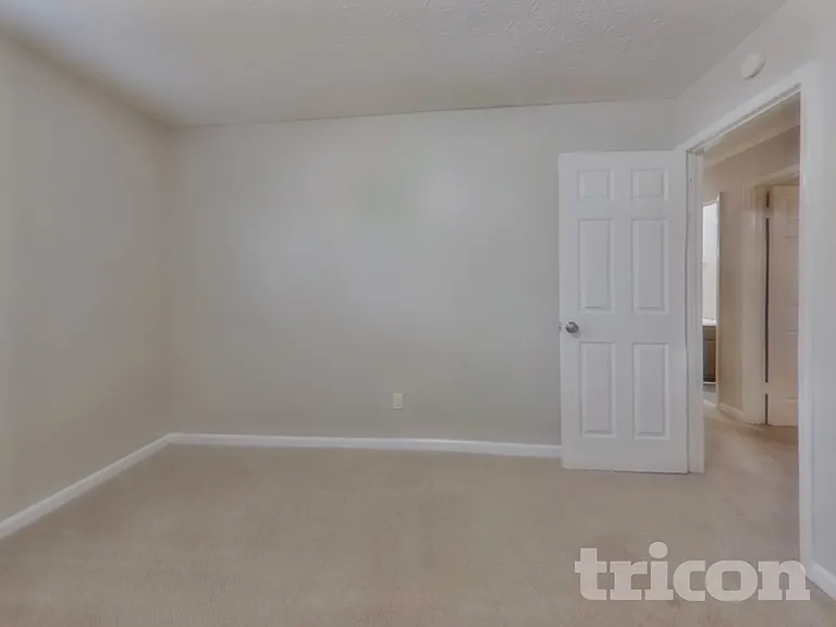 68 Belmont Ln — Photo 12