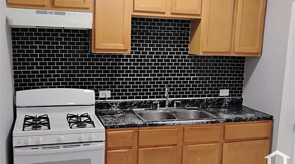 1st image of 7936 S Saint Lawrence Ave APT 2E