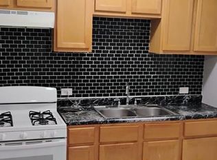 7936 S Saint Lawrence Ave APT 2E, Chicago, IL 60619