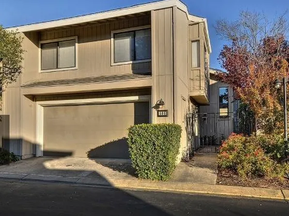 586 Rainbow Dr, Napa, CA 94558