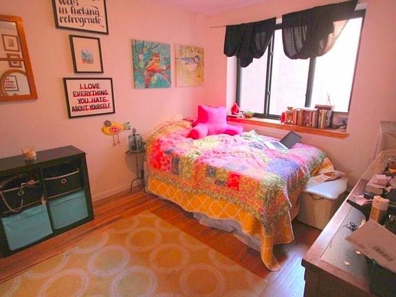 4th image of 608 E 11th St APT 1B