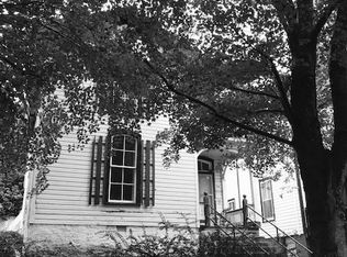 208 Harrison St #B, Lynchburg, VA 24504