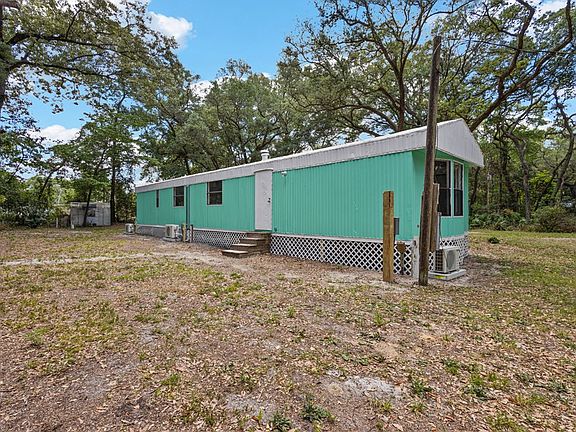 5th image of 7411 NW 168th Ln