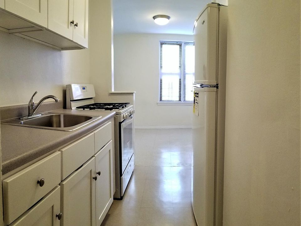1st image of 4465 Kissena Blvd APT 4A