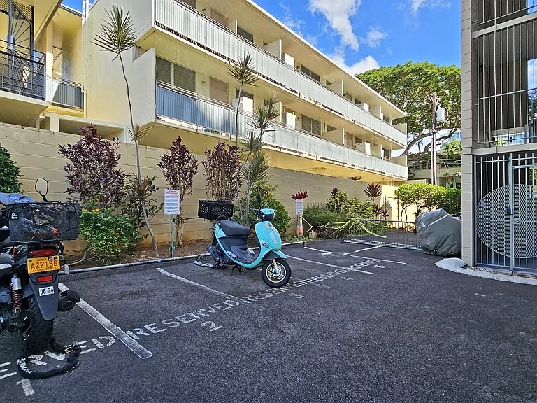 1550 Wilder Ave #810 — Photo 11
