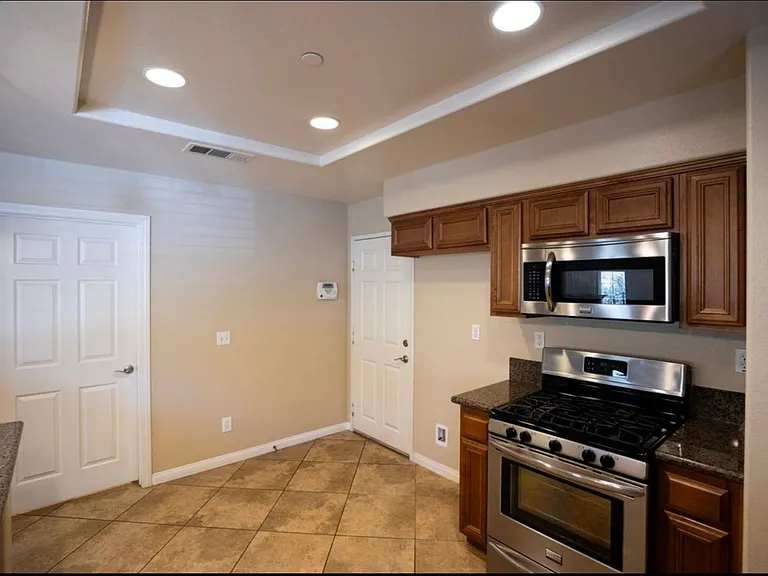 1510 Orange Ave #501 — Photo 3